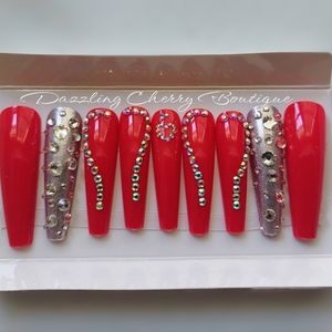 Dazzling Cherry Red Artificial Fingernails
